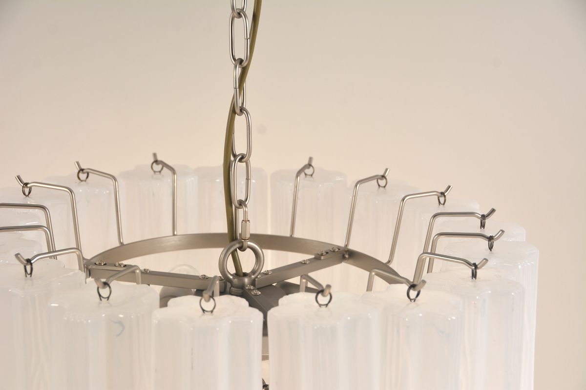 Sezane Chandelier 2 lag (ø49) hvit / krom