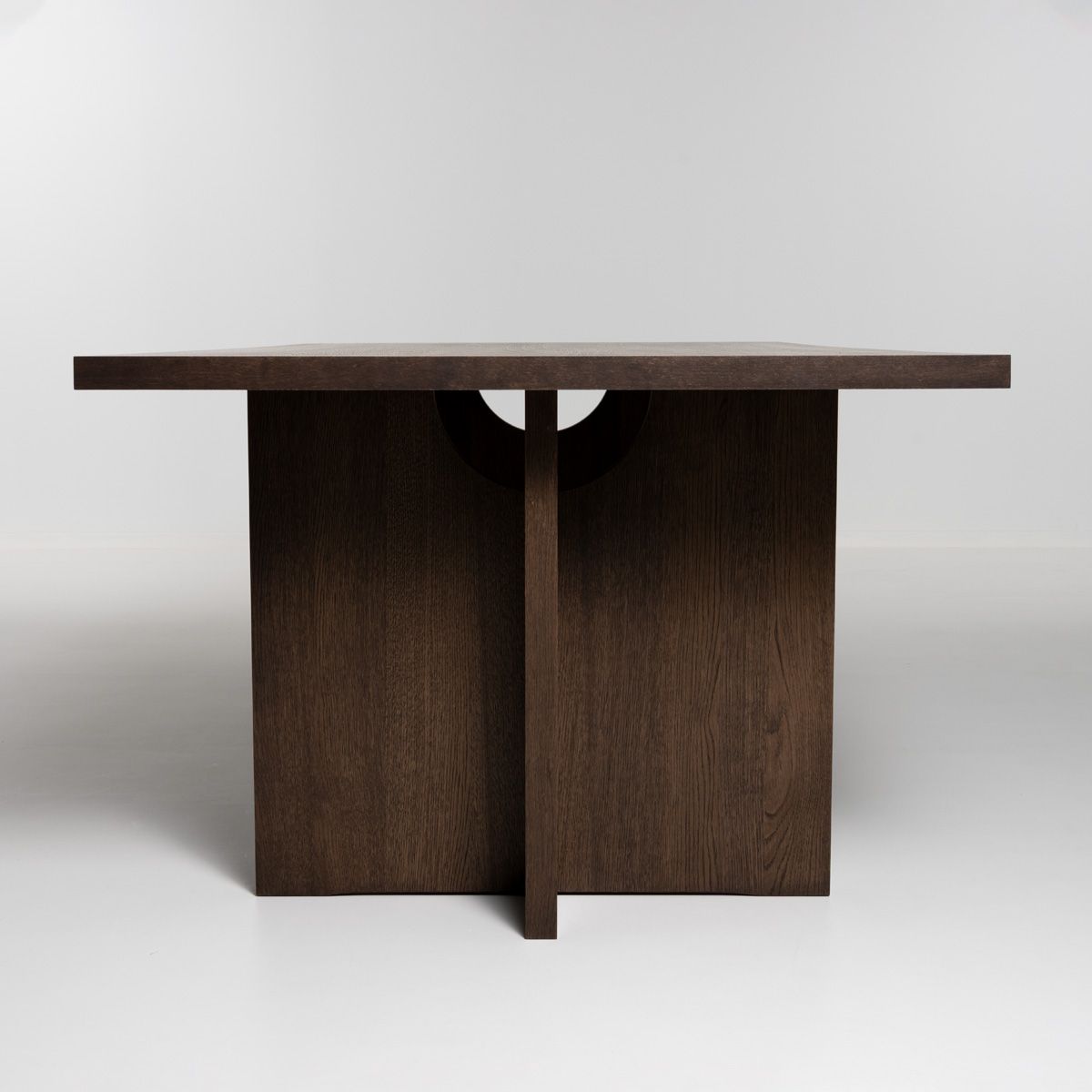 Mølen Spisebord Røkt Eik (235X110)